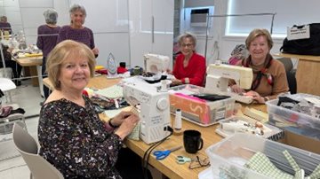 Remerciements pour la confection des pochettes pour les effets...